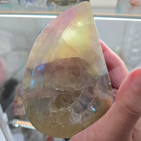 Angelic Clarity: Angel Aura Fluorite Teardrop Bowl (S)