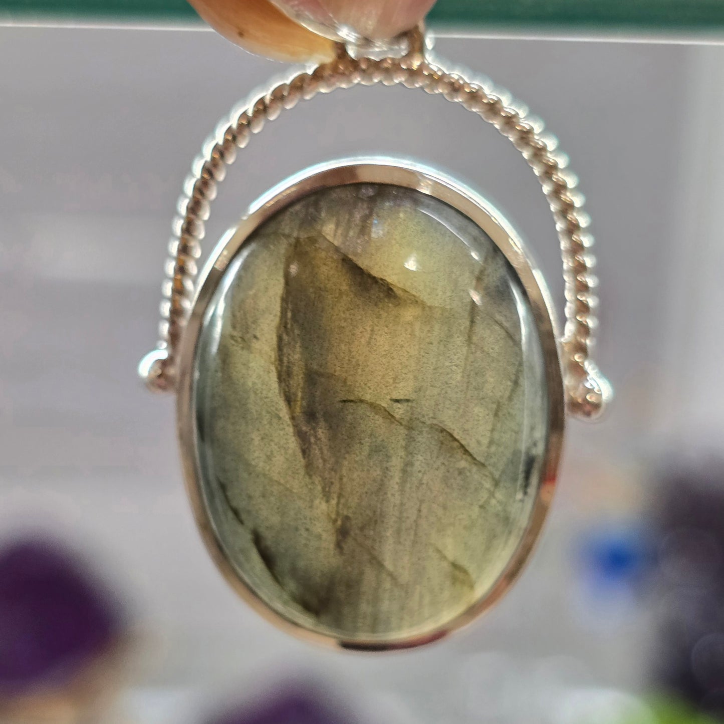 Labradorite Circular Pendant #2 (Sterling Silver 925)