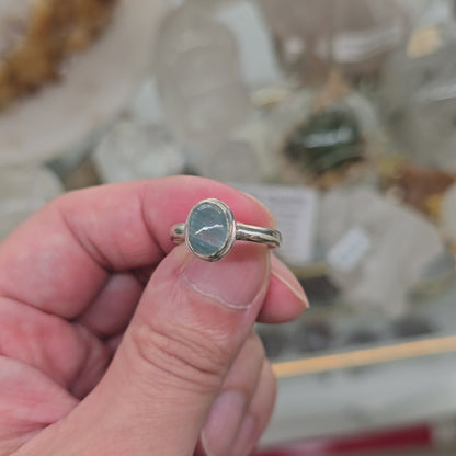 Polished Oval Aquamarine Size 9 Ring (Sterling Silver 925)