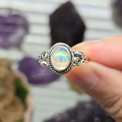 Ethiopian Opal Size 9 Ring (Sterling Silver 925)