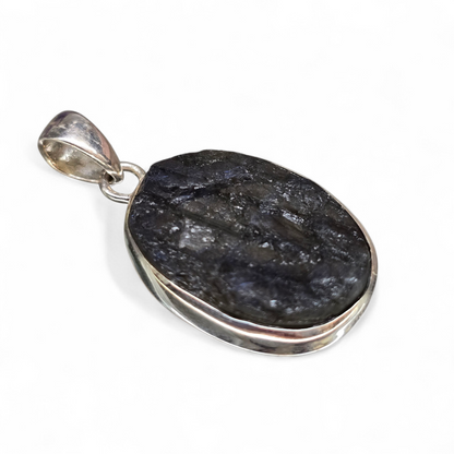 Raw Labradorite Pendant (Sterling Silver 925)