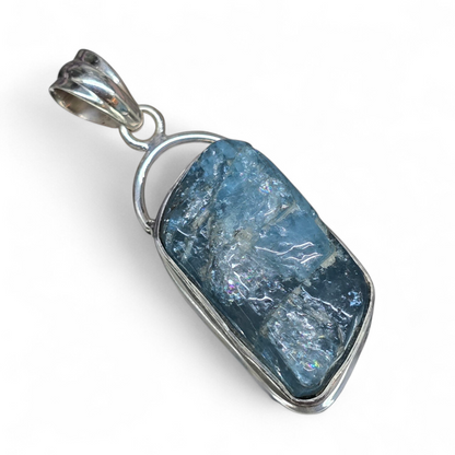 Raw Aquamarine Pendant (Sterling Silver 925)